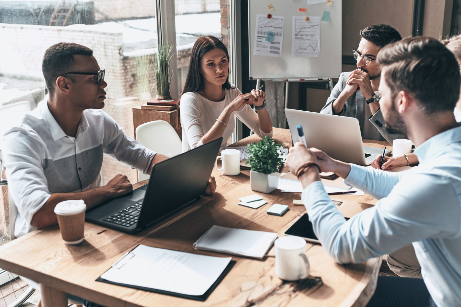 Warum Meetings selten zu lang sind – sondern zu unklar